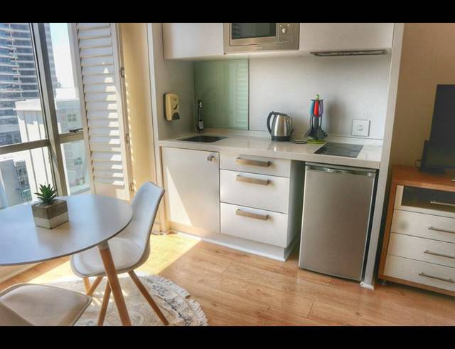 0 BEDROOM APARTMENT FOR SALE IN SANDTON CENTRAL